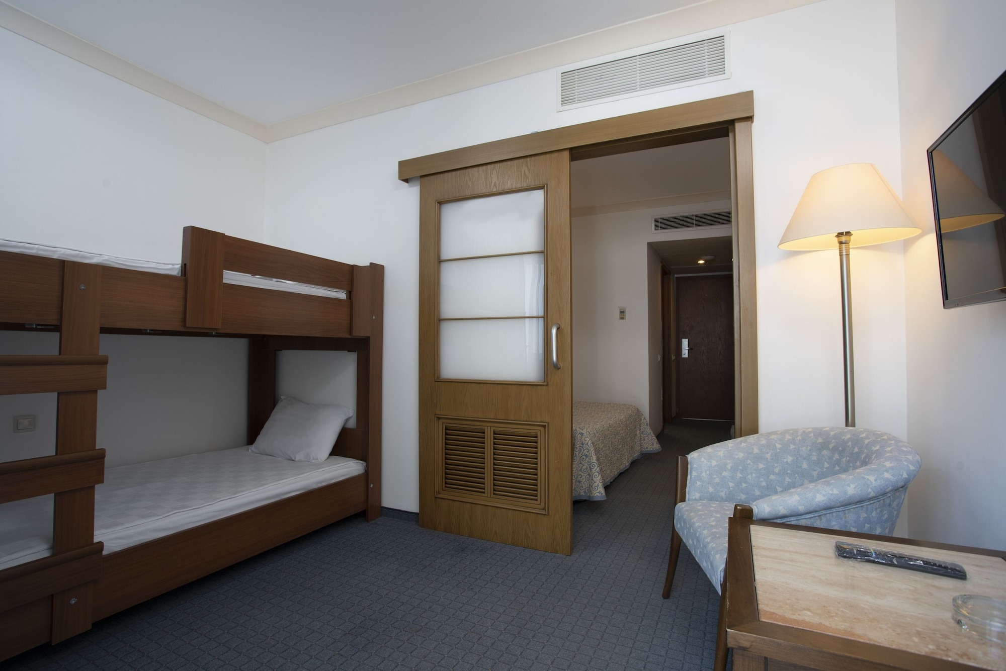 هتل پر دلتا آلانیا